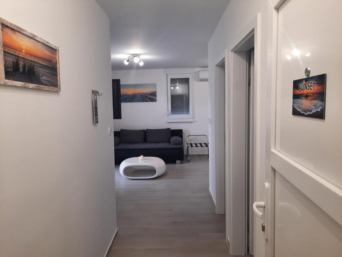 Apartments Luna Задар Экстерьер фото